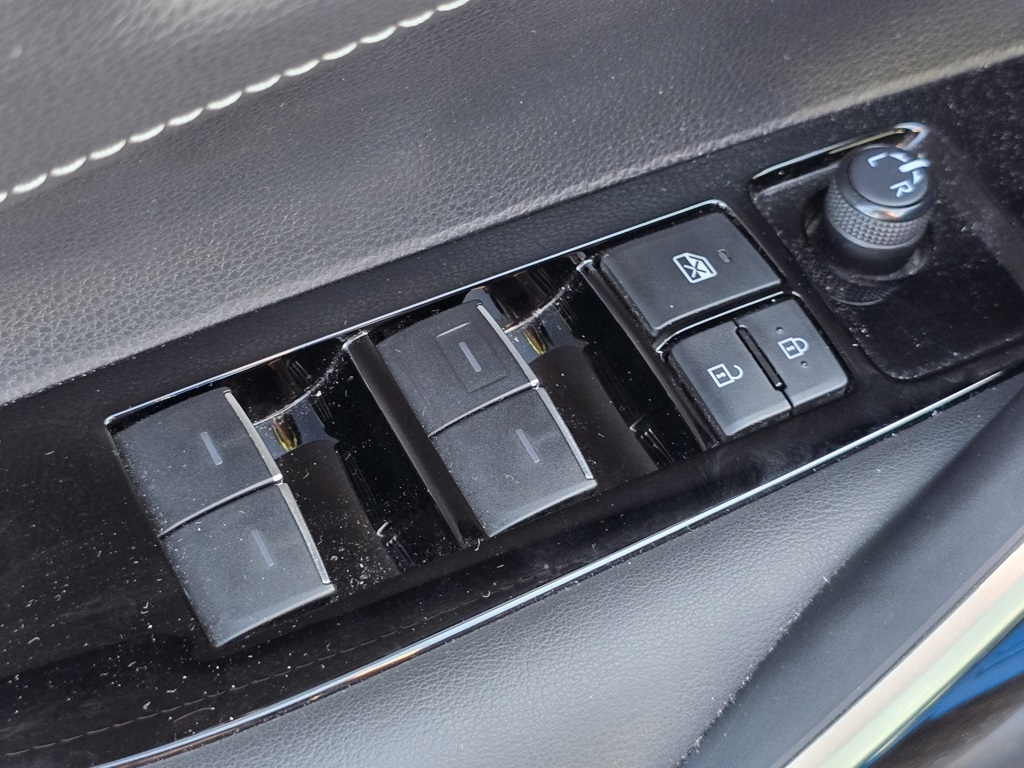 2022 Toyota Corolla XSE photo 15