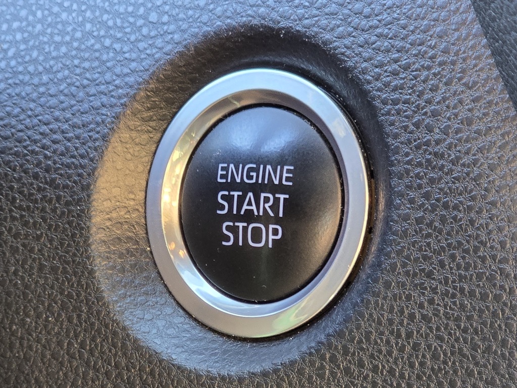 2022 Toyota Corolla XSE photo 22