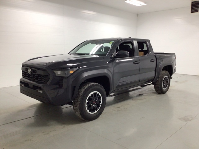 2025 Toyota Tacoma TRD Off-Road Double Cab photo 3
