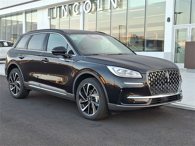 2025 Lincoln Corsair Reserve photo 2