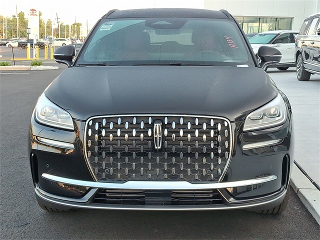 2025 Lincoln Corsair Reserve photo 3