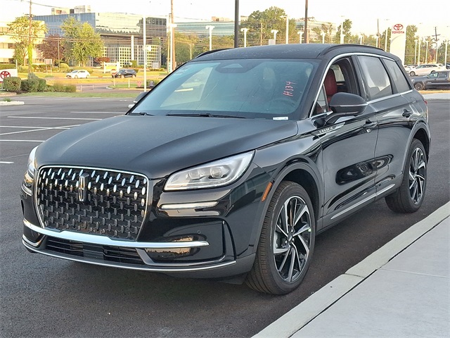 2025 Lincoln Corsair Reserve photo 4