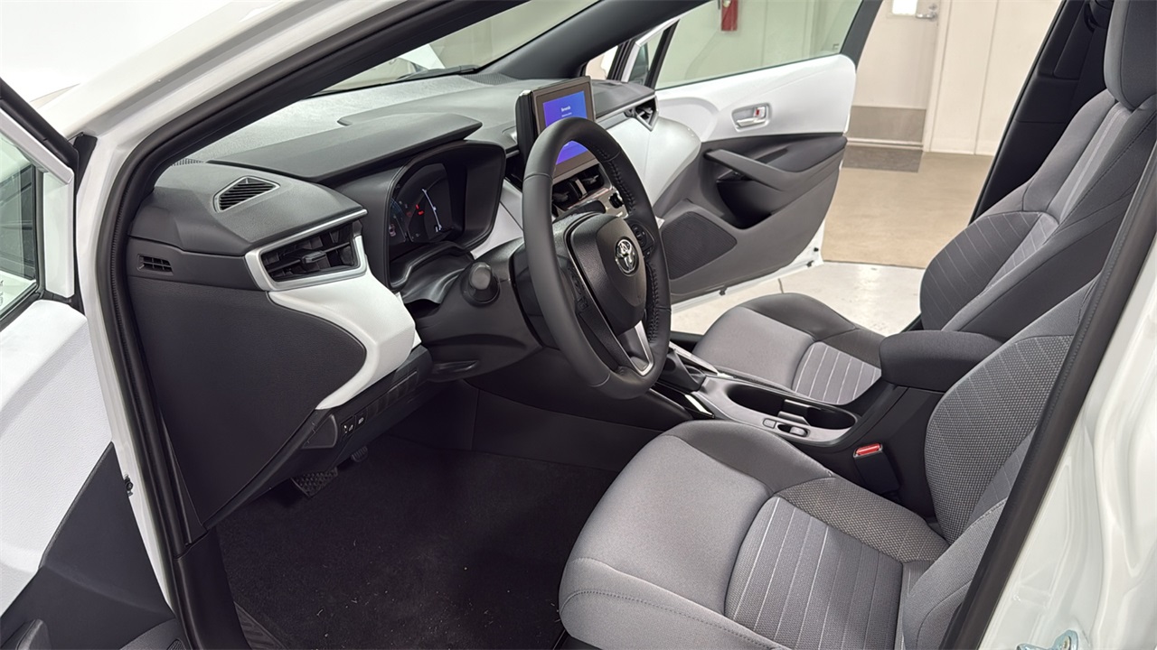 2026 Toyota Corolla SE photo 12