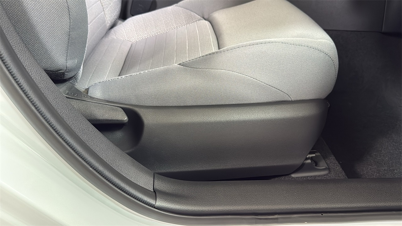 2026 Toyota Corolla SE photo 20
