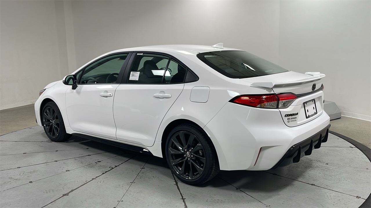 2026 Toyota Corolla SE photo 7