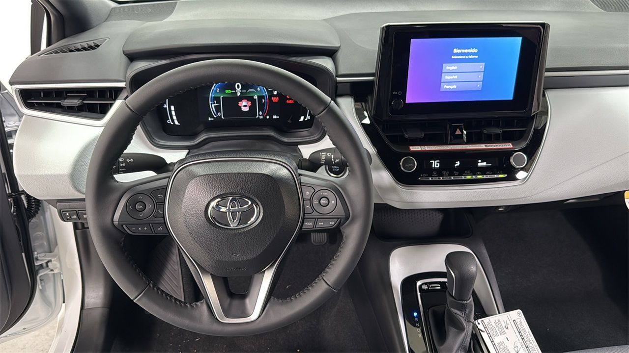 2026 Toyota Corolla SE photo 9