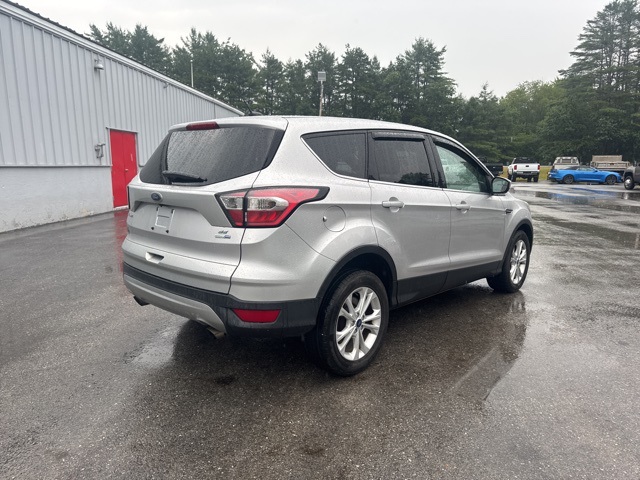 2017 Ford Escape SE photo 4