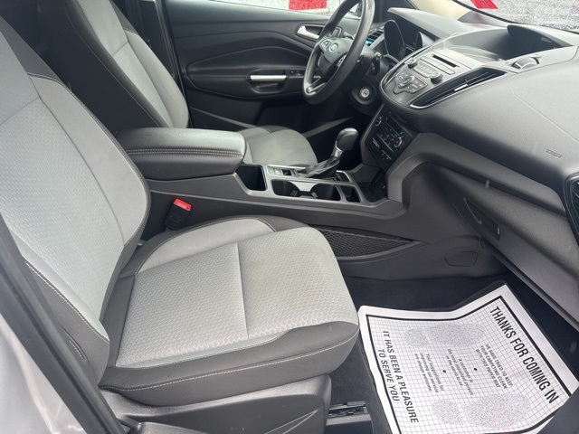 2017 Ford Escape SE photo 9
