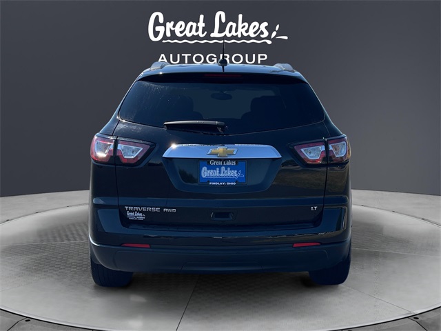 2017 Chevrolet Traverse 1LT photo 4
