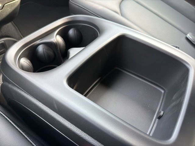 2026 Chrysler Pacifica photo 17