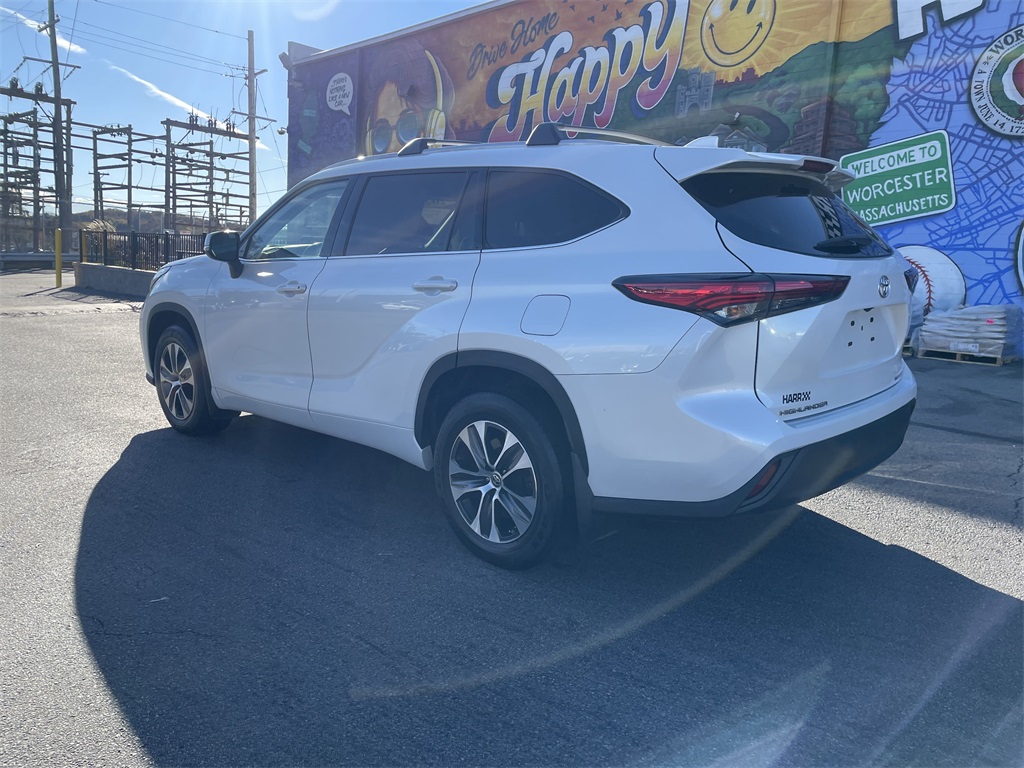 Used 2022 Toyota Highlander SUV