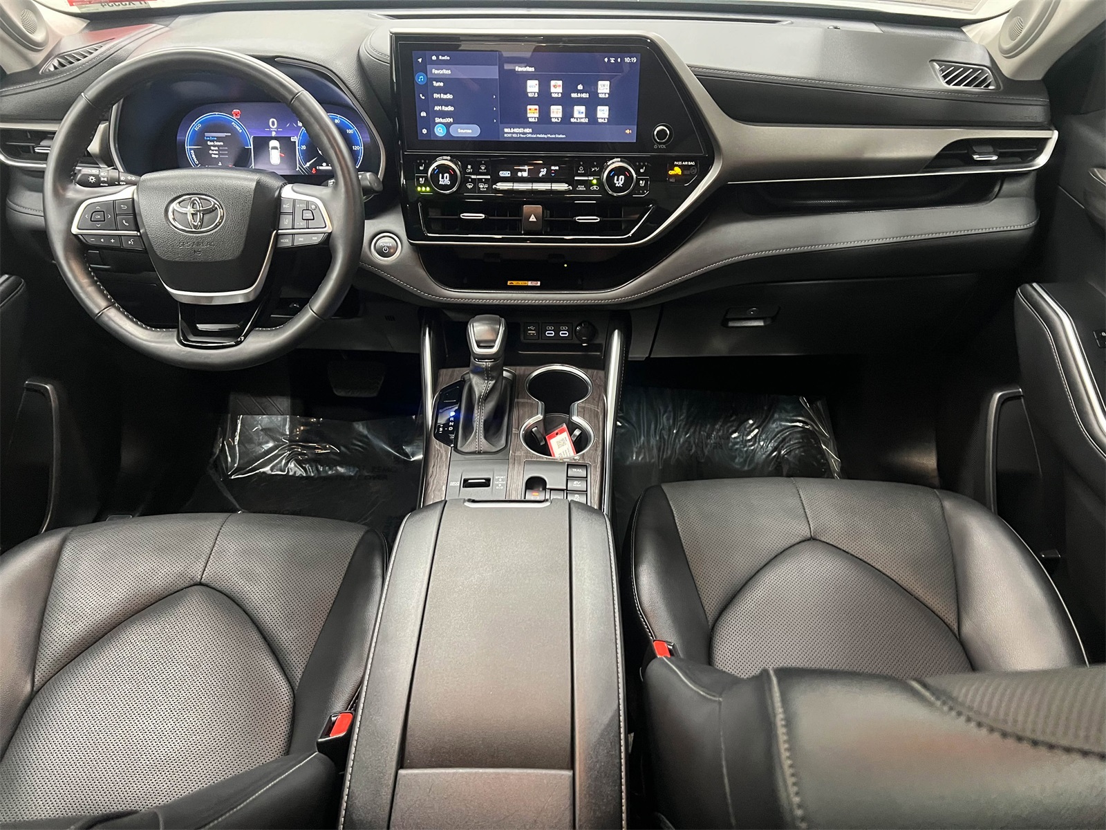 used 2024 Toyota Highlander Hybrid car, priced at $48,788