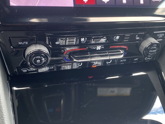 new 2025 Jeep Grand Cherokee car, priced at $55,548