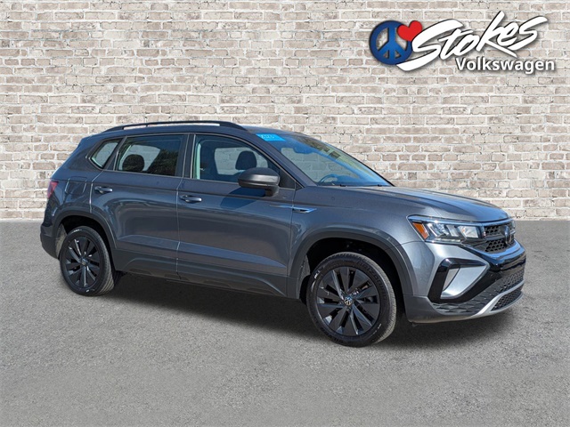 2023 Volkswagen Taos S's photo