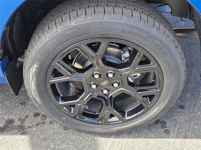 New 2025 Ford Maverick Lobo Standard 4D Crew Cab