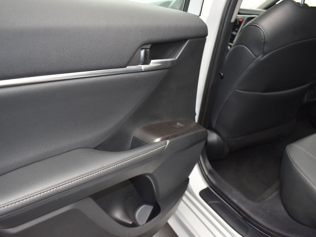 2024 Ice Toyota Camry XSE FWD Sedan
