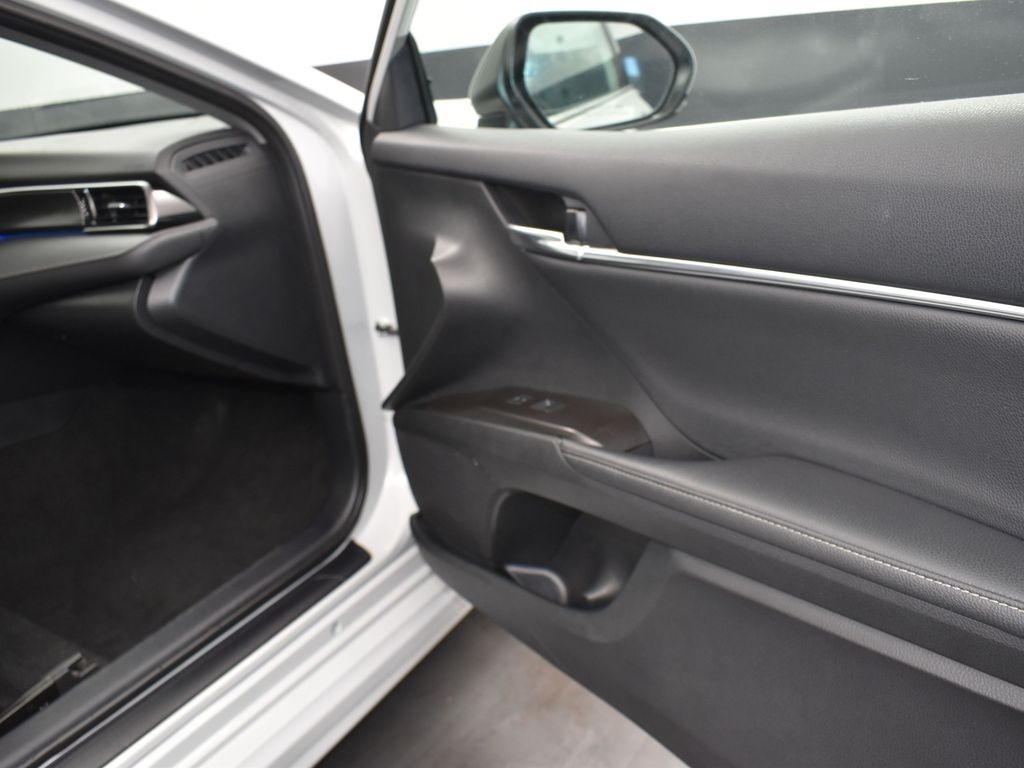 2024 Ice Toyota Camry XSE FWD Sedan