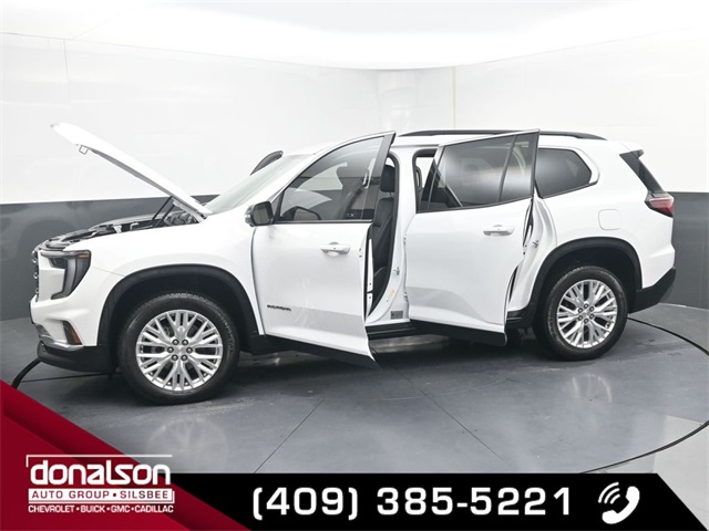 used 2024 GMC Acadia car, priced at $40,093