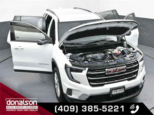 used 2024 GMC Acadia car, priced at $40,093