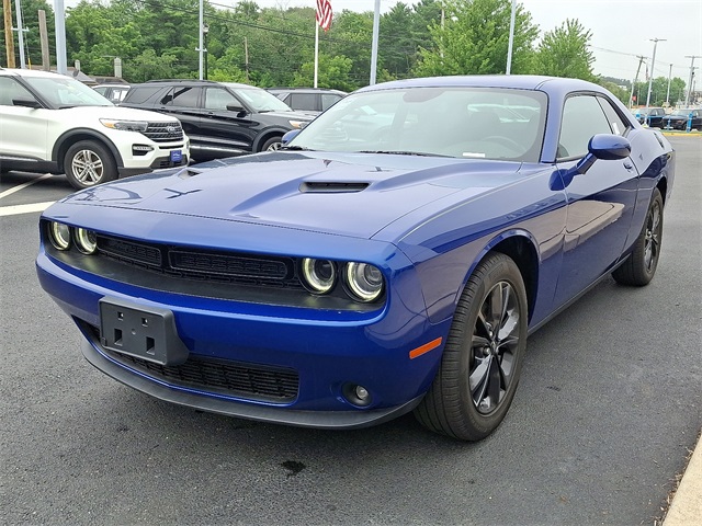 Challenger SXT