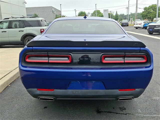 Challenger SXT