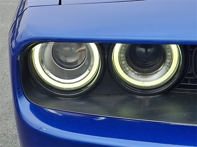 Challenger SXT