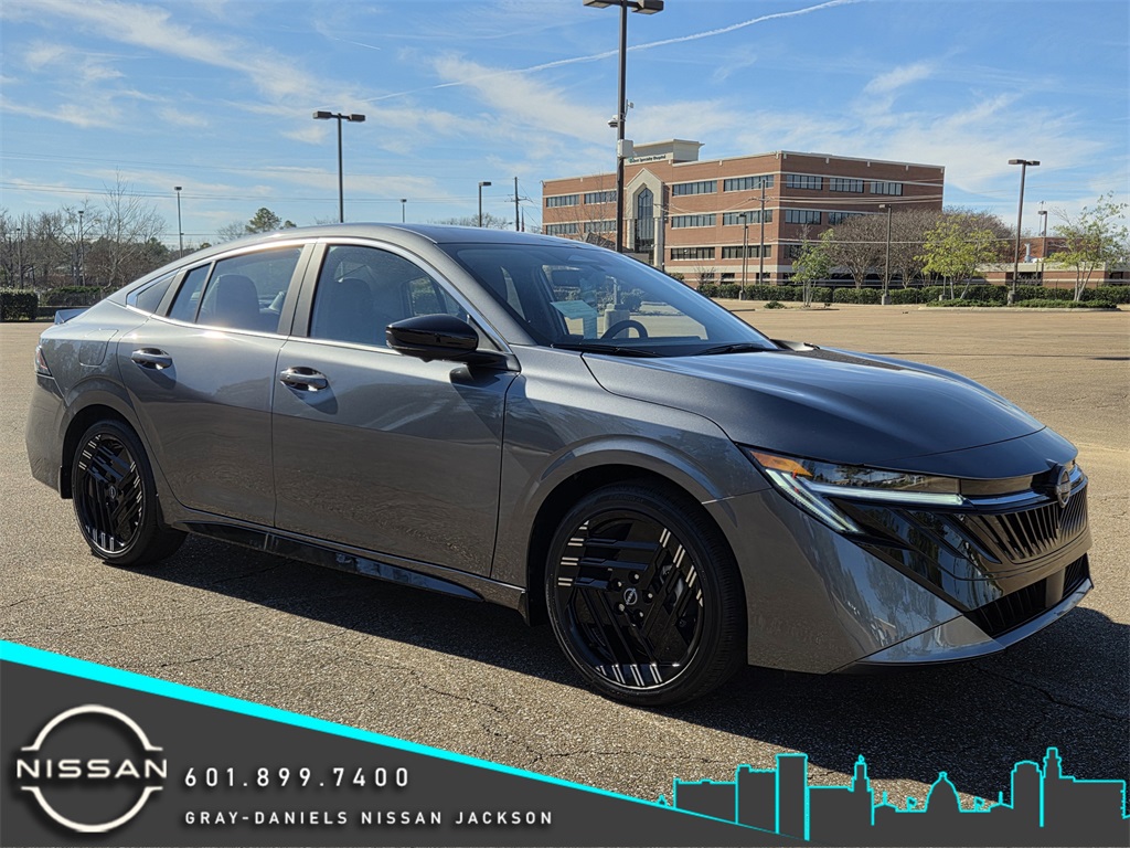 2026 Nissan Sentra SR's photo