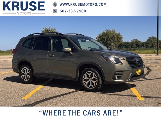 2023 Subaru Forester Premium
