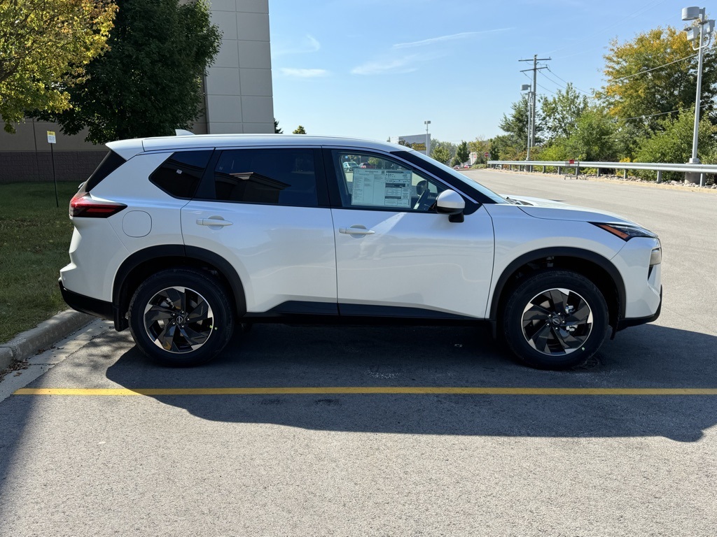 2026 Nissan Rogue SV photo 3
