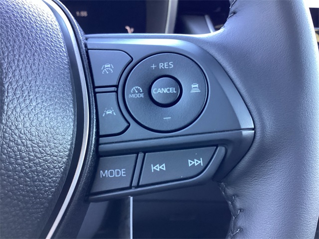 2025 Toyota Corolla XSE photo 18