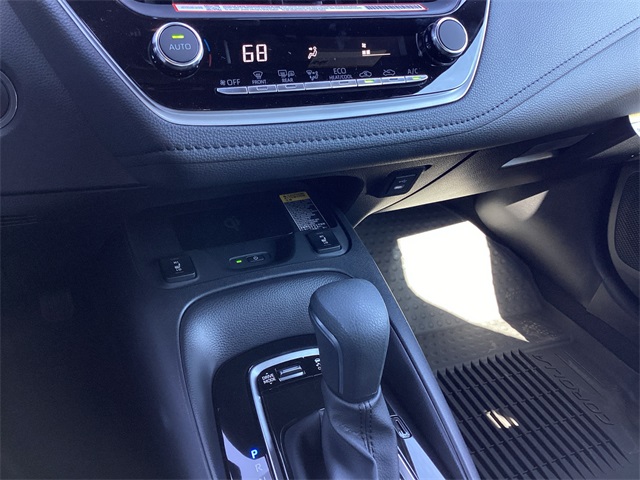 2025 Toyota Corolla XSE photo 21