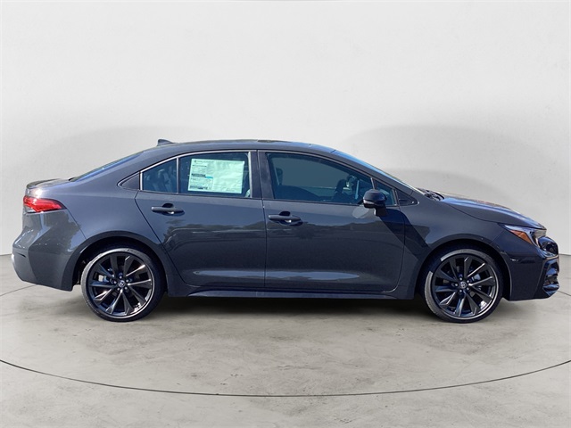 2025 Toyota Corolla XSE photo 6