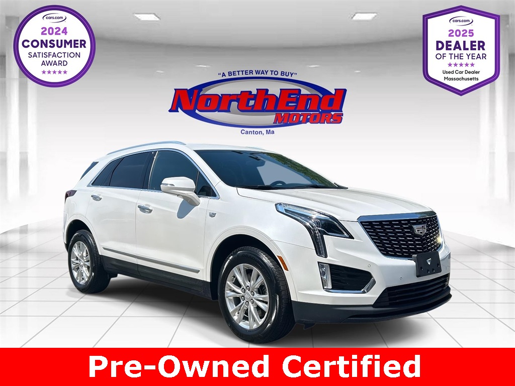 2021 Crystal White Tricoat Cadillac XT5 Luxury SUV
