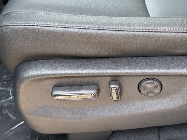 new 2026 Honda Odyssey car, priced at $42,508