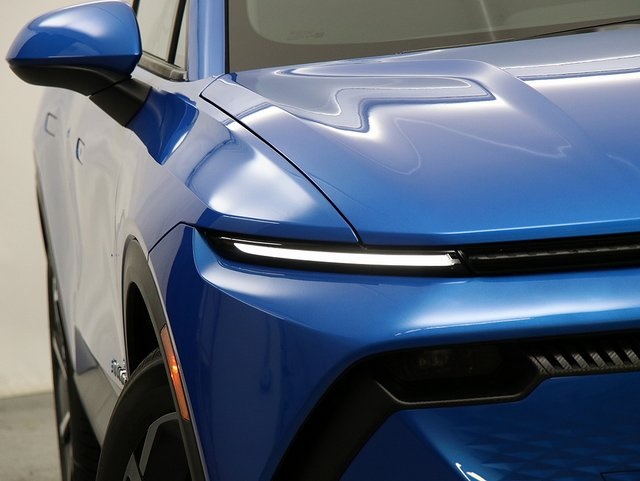 2026 Chevrolet Equinox EV 1LT photo 4