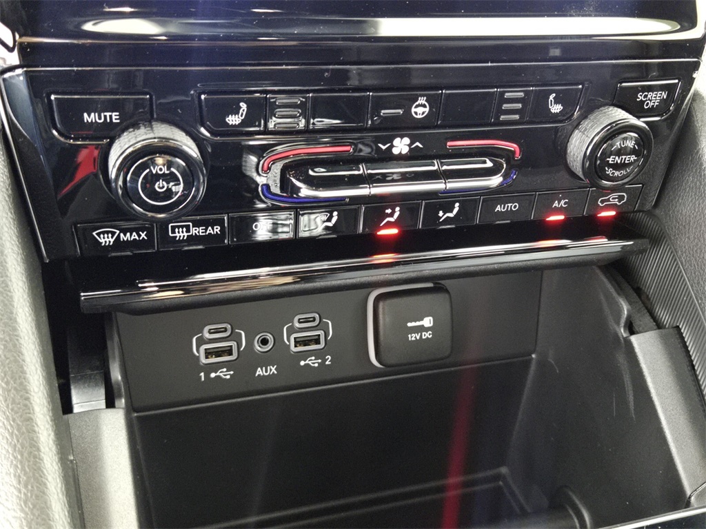 new 2025 Jeep Grand Cherokee car, priced at $33,745