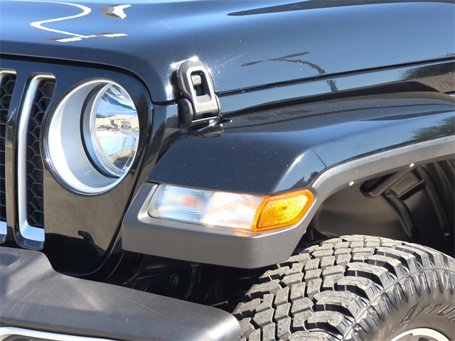 2022 Jeep Gladiator Overland photo 4