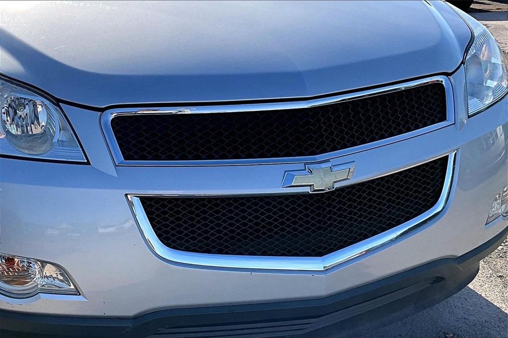 Used 2010 Chevrolet Traverse 1LT with VIN 1GNLRFED6AS109366 for sale in Athens, TN