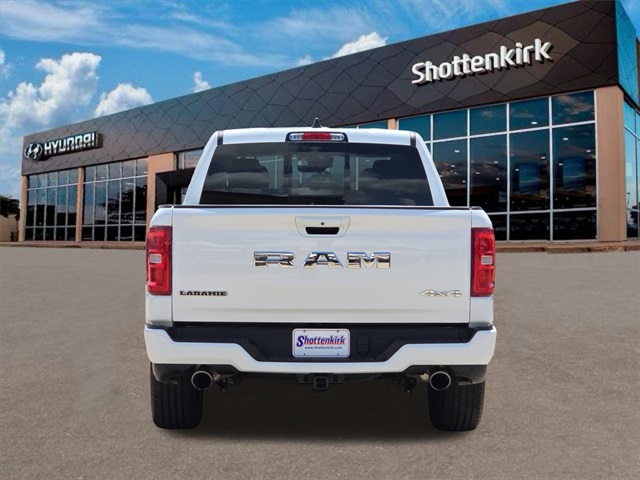 2025 Ram 1500 Laramie photo 7