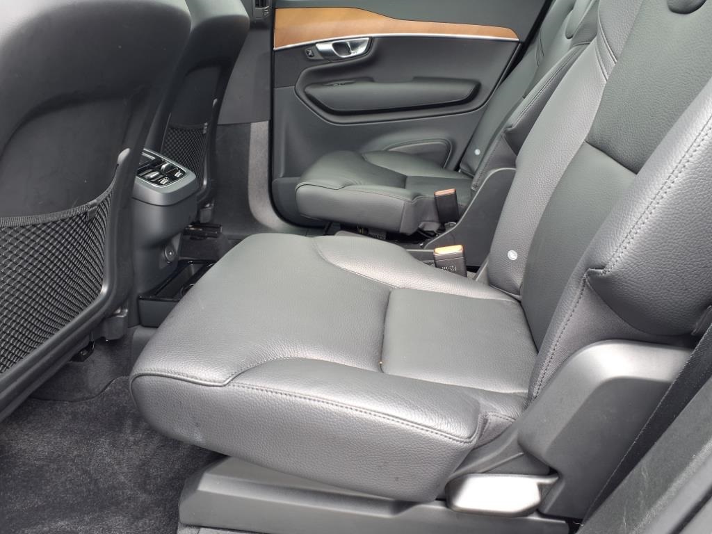 used 2022 Volvo XC90 car, priced at $31,500