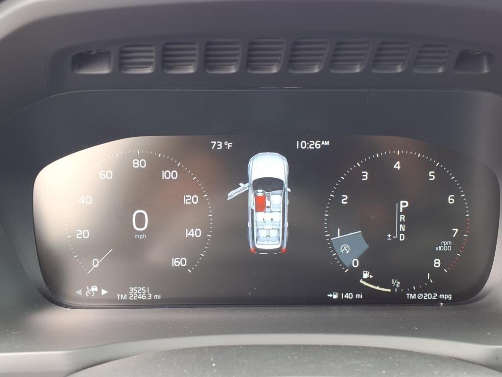 used 2022 Volvo XC90 car, priced at $31,500