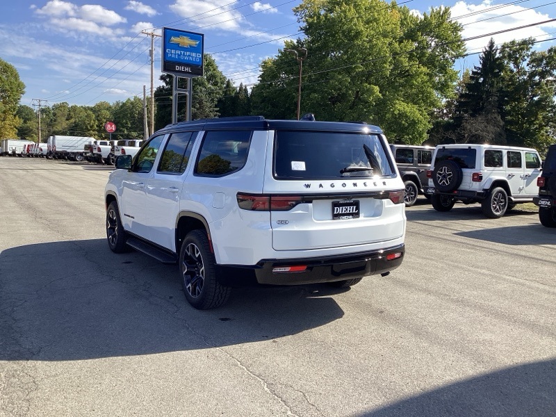 2025 Jeep Wagoneer Series II photo 3