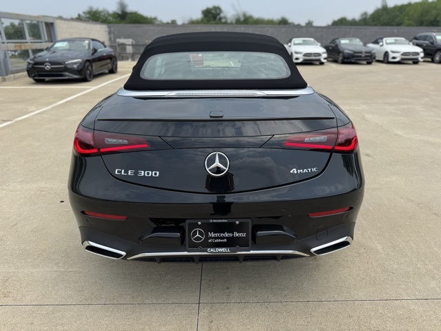 2025 Mercedes Benz CLE 300 4MATIC Cabriolet photo 4