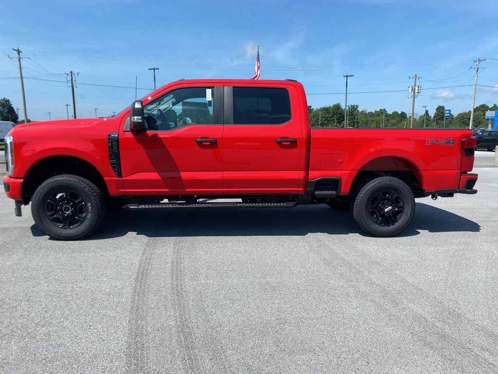 2025 Ford F-250 photo 11