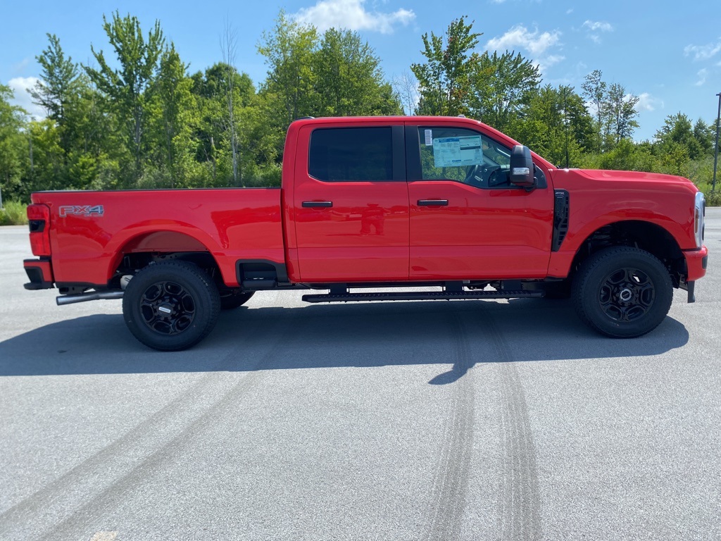 2025 Ford F-250 photo 15