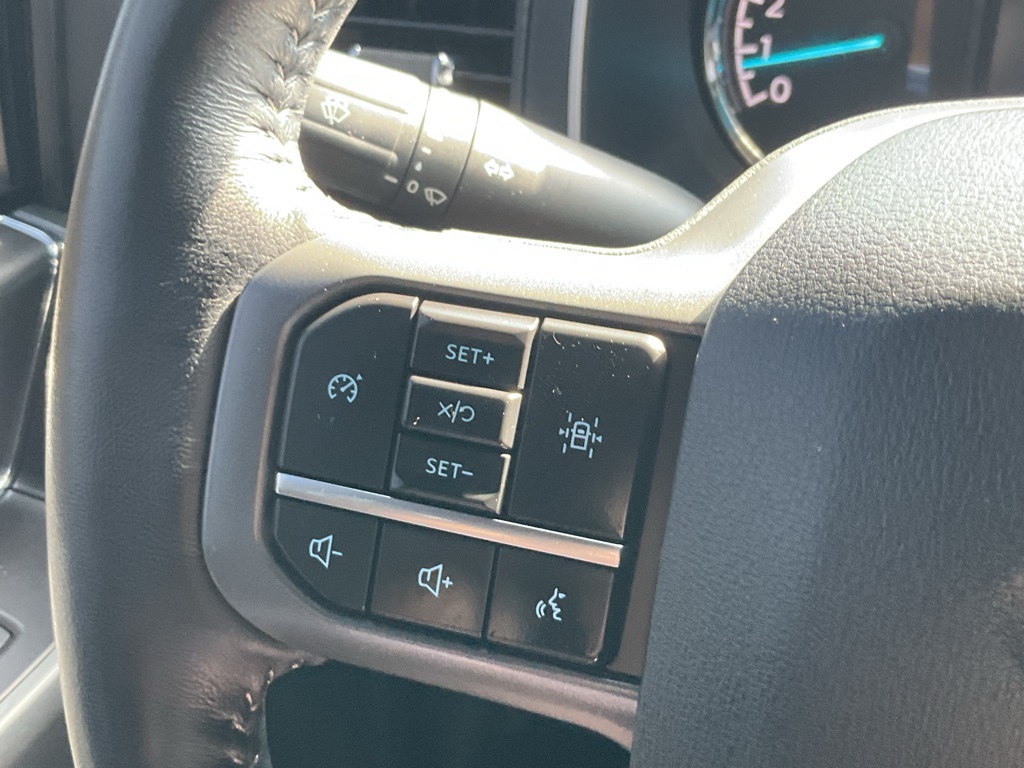 2022 Ford F-150 XLT photo 6