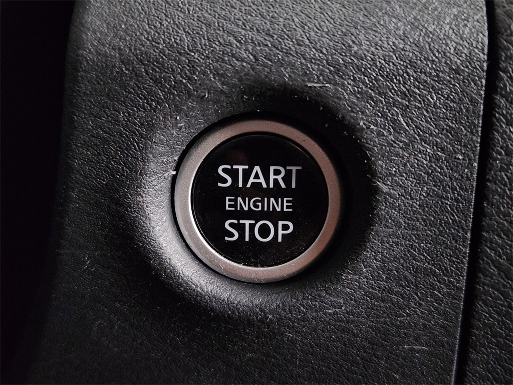 2023 Nissan Frontier S Crew Cab photo 18