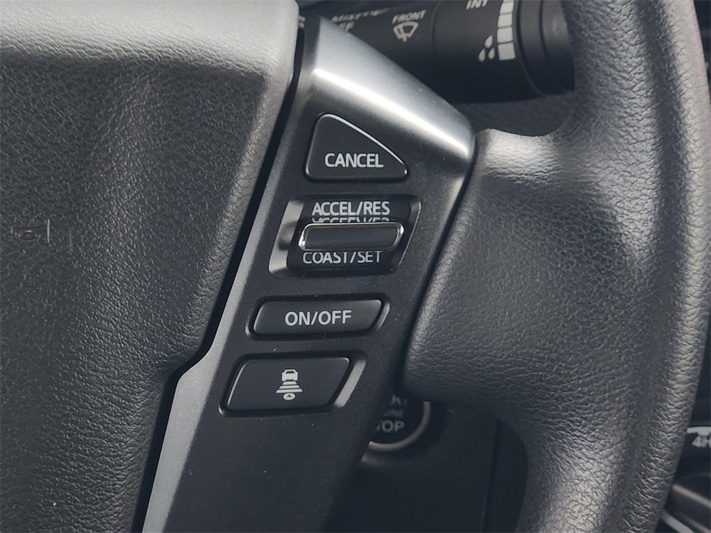 2023 Nissan Frontier S Crew Cab photo 26
