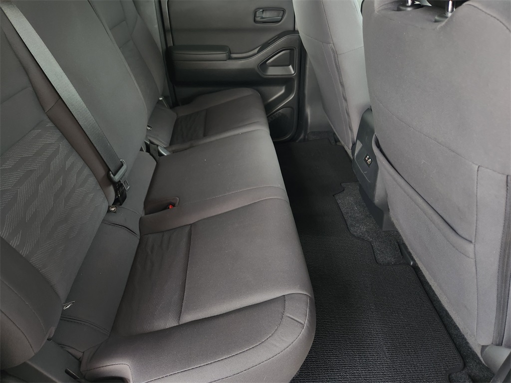 2023 Nissan Frontier S Crew Cab photo 28