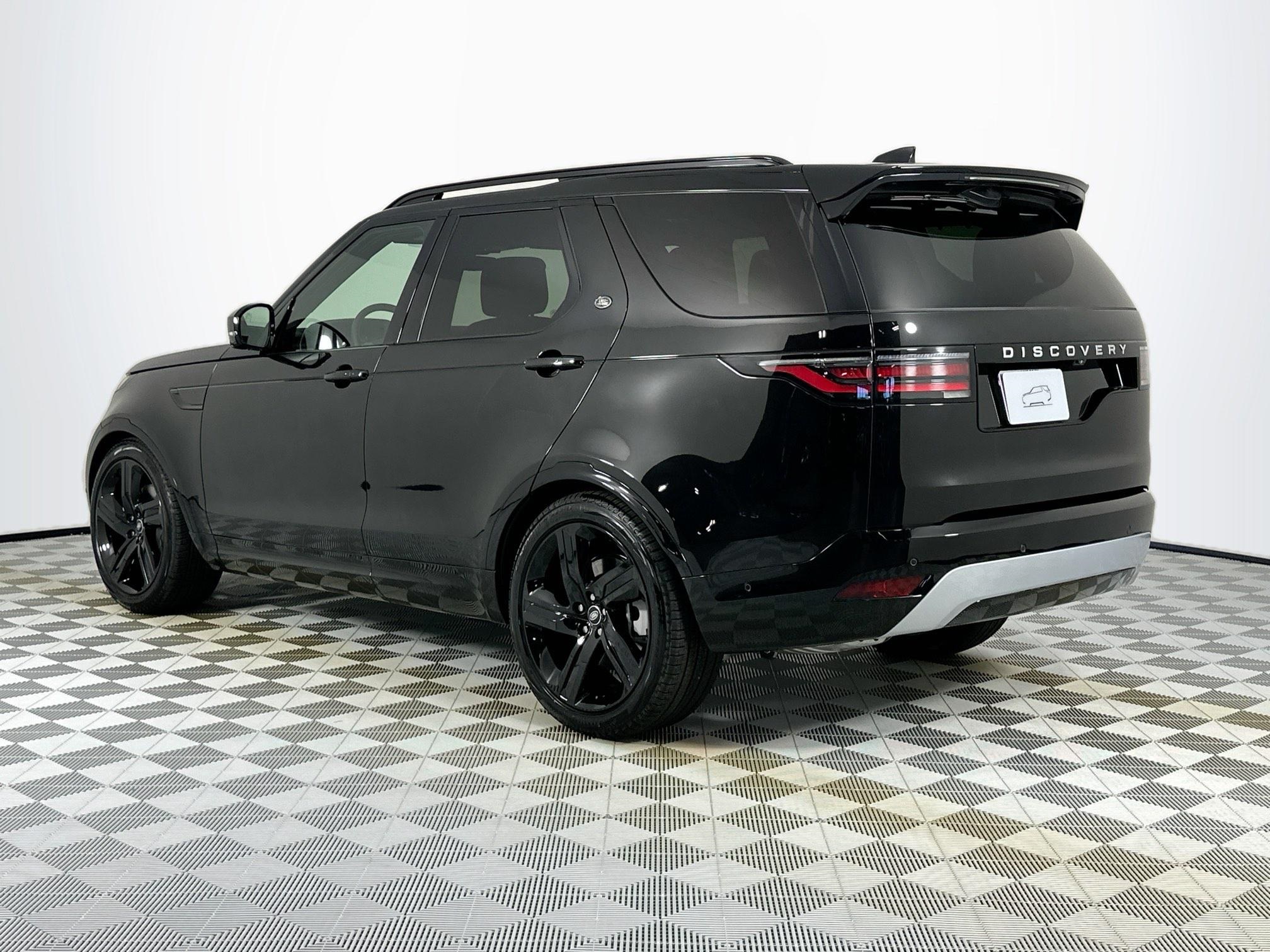 new 2026 Land Rover Discovery car, priced at $76,381